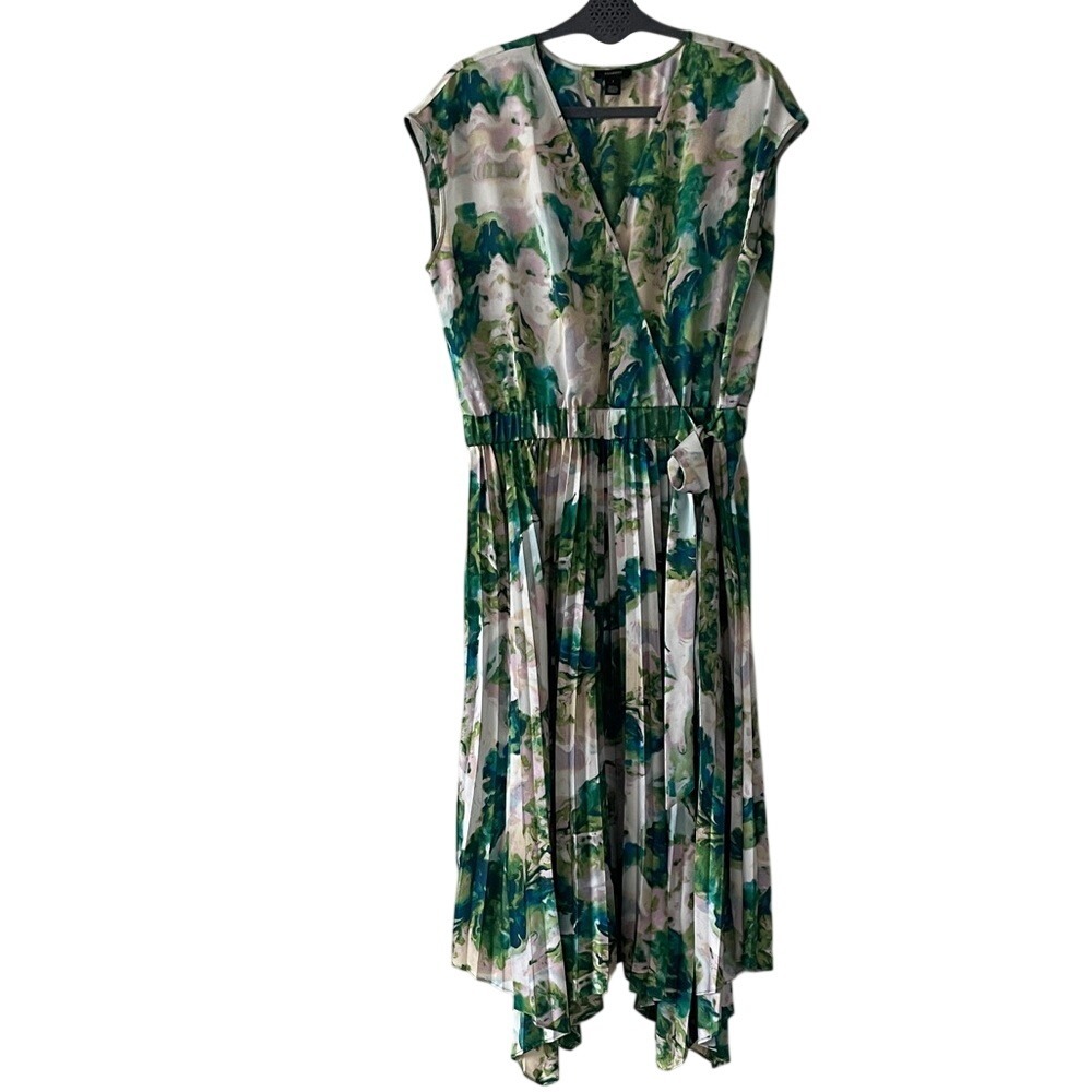 Halogen Green and White Watercolor Floral Faux Wrap Midi Dress 1X‎